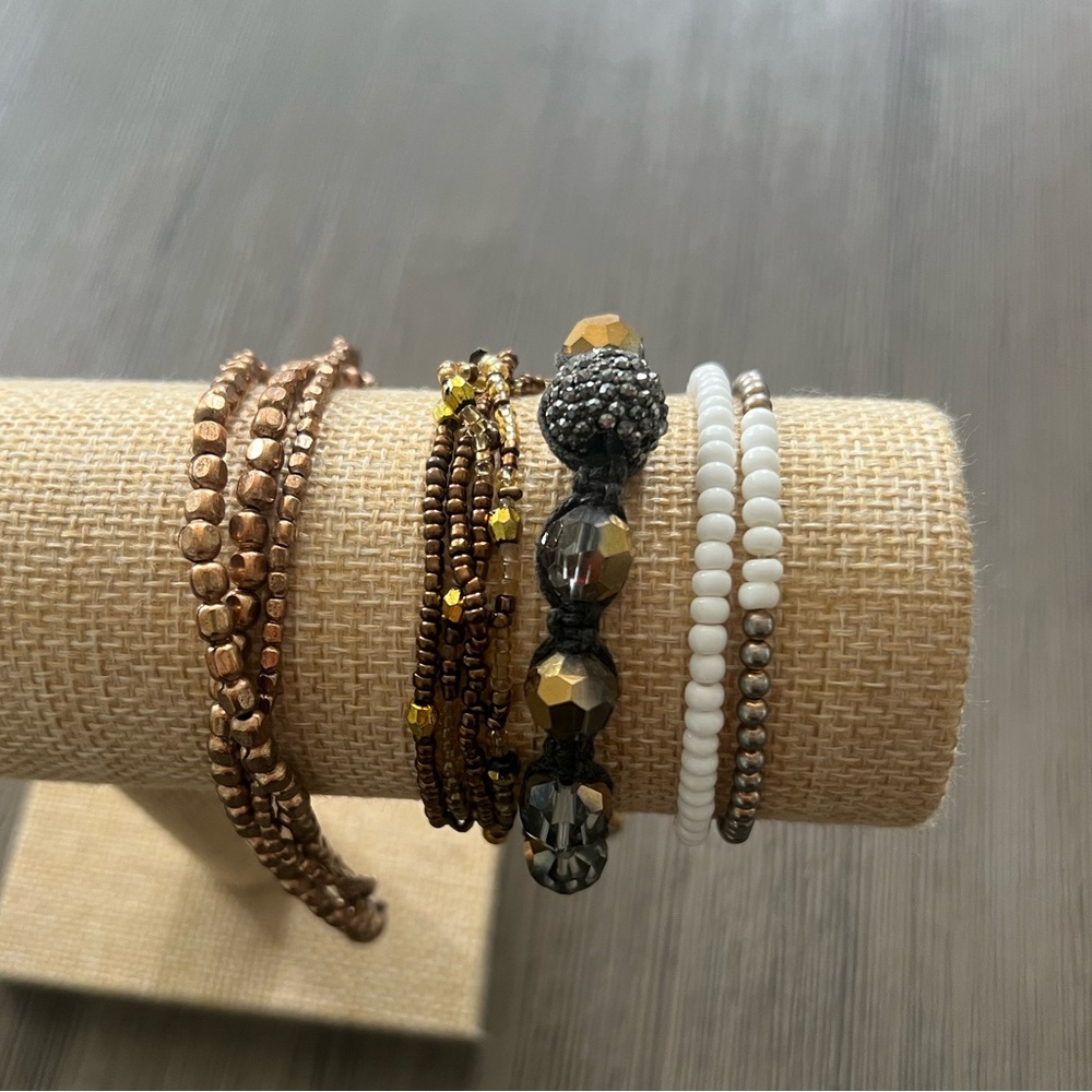 Set of beaded bracelets all are included